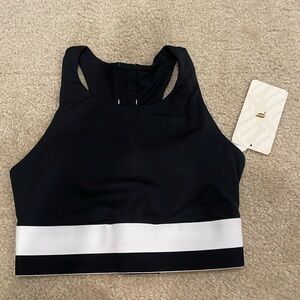 Fabletics sports bra